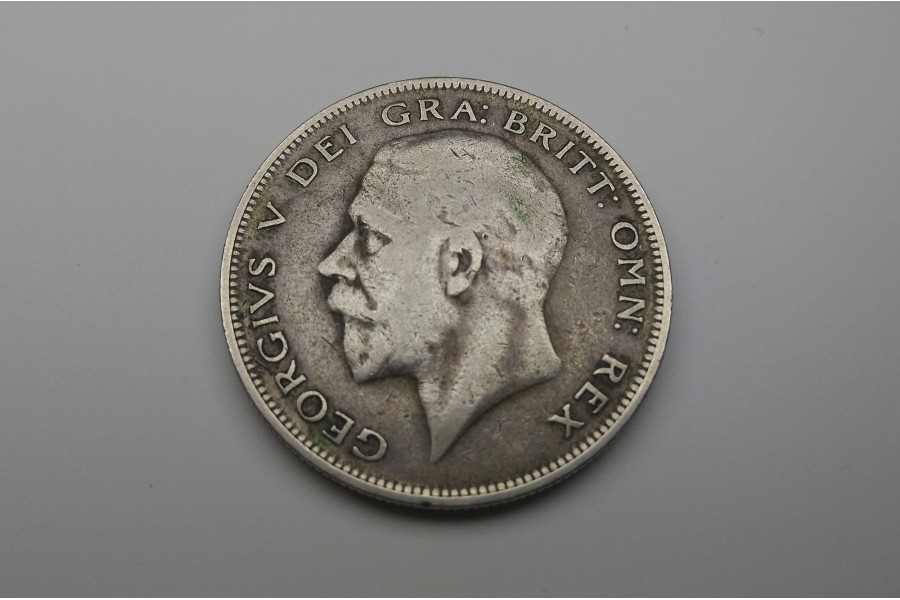 British Silver Georgivs V Dei Gra: Britt: Omn: Rex 1929 G Half Crown